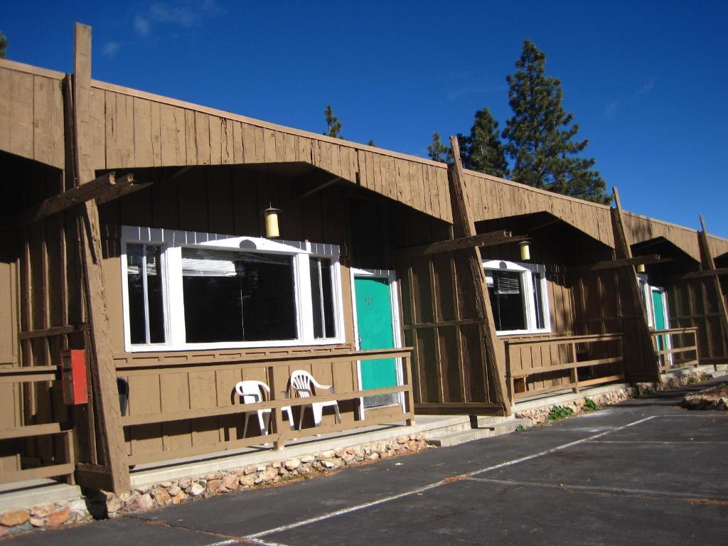 Big Bear Inn Big Bear Lake Exterior photo